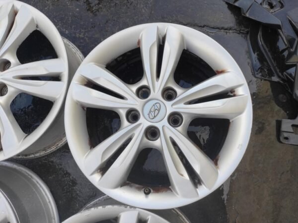 Llantas de 17 pulgadas Hyundai ix35 del 2011,  6.5Jx17. - Imagen 4