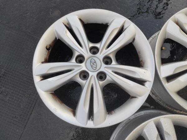 Llantas de 17 pulgadas Hyundai ix35 del 2011,  6.5Jx17. - Imagen 2