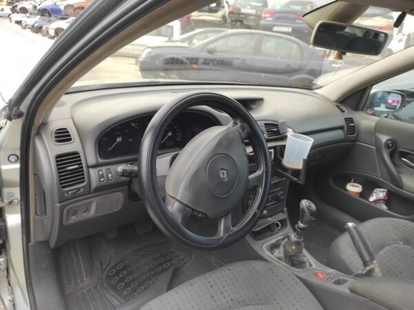 Despiece Renault Laguna II 1.9 dCi (120 cv) 2005 - Imagen 5