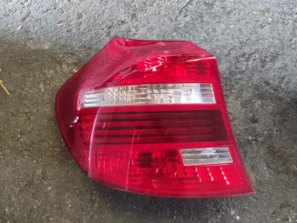 Piloto trasero izquierdo Bmw Serie 1 (E81) 116i (122 cv)