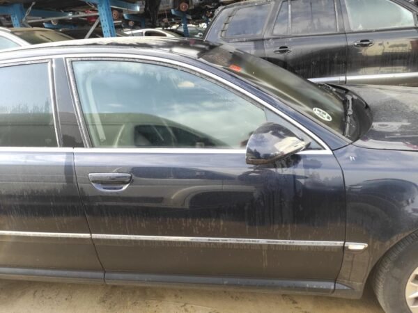 Puerta delantera derecha Audi A8 (D3, 4E, Versión 2005) 4.2 BiTDI V8 (326 cv) quattro DPF Tiptronic