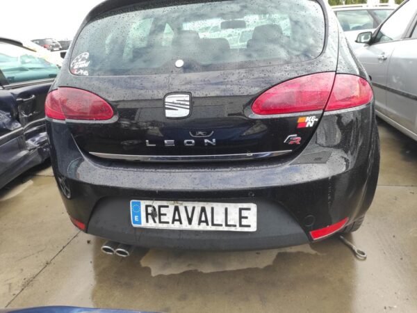 Paragolpe trasero Seat Leon II (1P) FR 2.0 TDI (170 cv) DPF
