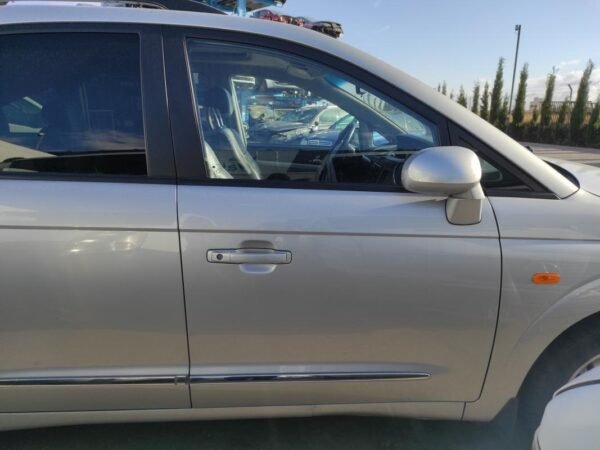 Puerta delantera derecha Ssangyong Rodius I 2.7 Xid (165cv)