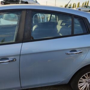 Puerta trasera izquierda Fiat Bravo II 1.9 MultiJet (120 cv)
