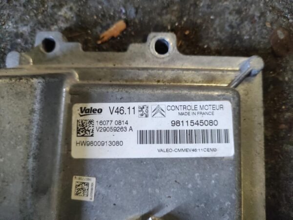 Centralita motor uce Peugeot 208 1.2 VTi (82 cv) - Imagen 2