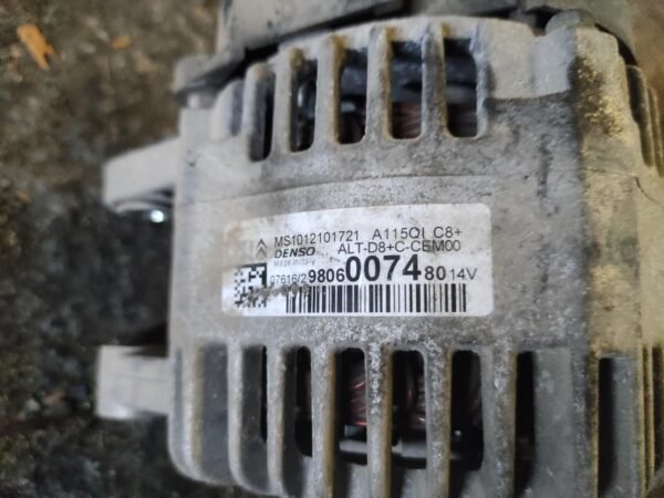 Alternador Peugeot 208 1.2 VTi (82 cv) - Imagen 4