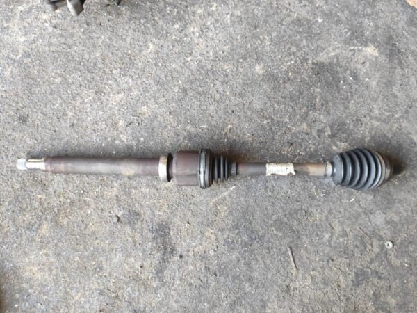 Transmisión delantera derecha Ford Galaxy II 1.8 TDCi (125)