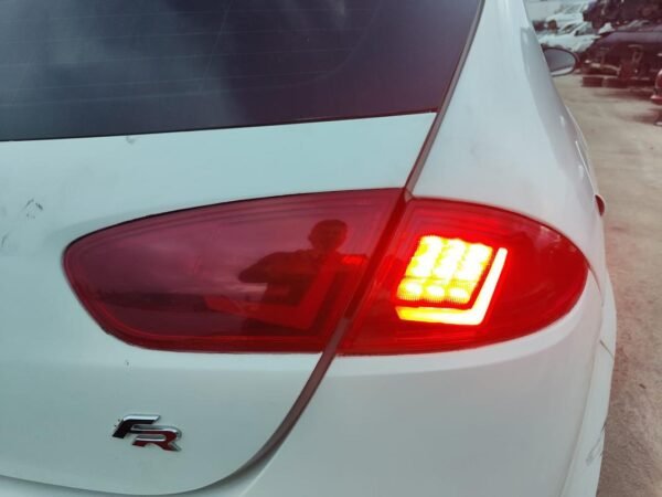 Juego de pilotos traseros Seat Leon II (1P) FR 2.0 TDI (170 cv) DPF - Imagen 8