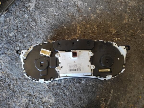 Cuadro de instrumentos Peugeot 508 2.0 HDI (163 cv) FAP - Imagen 2