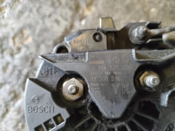 Alternador Opel Vectra C 2.2 DTI (125 cv) - Imagen 4