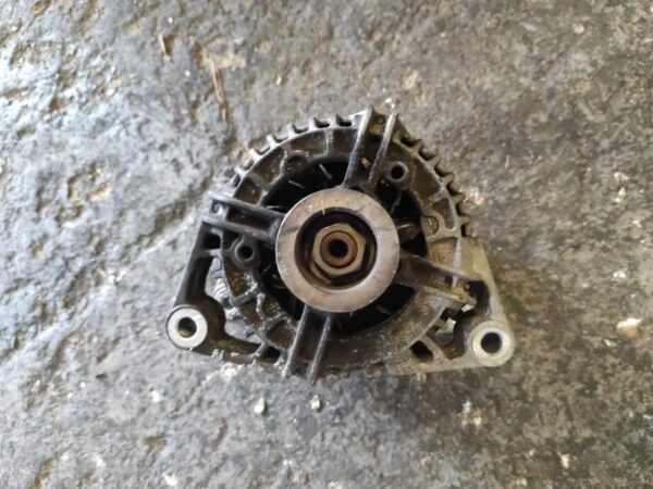 Alternador Opel Vectra C 2.2 DTI (125 cv) - Imagen 2