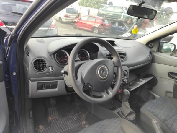 Despiece Renault Clio III 1.5 dCi 8V (68 cv) 2005 - Imagen 5