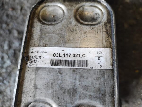 Soporte filtro aceite Audi Q5 I 2.0 TDI (170 cv) quattro - Imagen 5