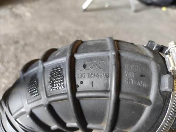 Tubo presion turbocompresor Audi Q5 I 2.0 TDI (170 cv) quattro - Imagen 2