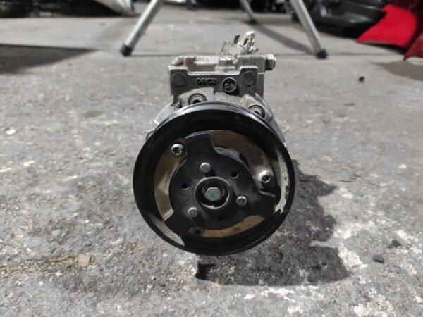 Compresor aire acondicionado Seat Leon II (1P) FR 2.0 TDI (170 cv) DPF - Imagen 3