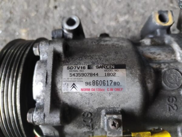 Compresor aire acondicionado Citroen Xsara Picasso (N68) 1.6 HDI FAP (109 cv) - Imagen 4