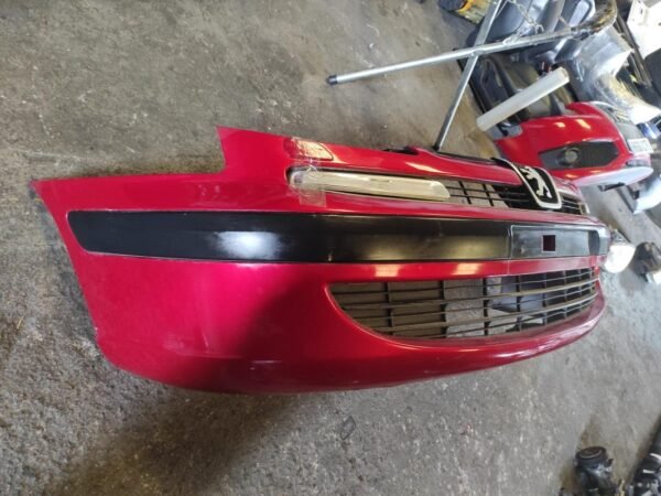 Paragolpe delantero Peugeot 807 2.9 V6 24V (204 cv) - Imagen 2