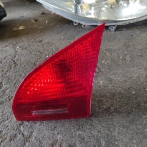 Piloto trasero derecho Kia Venga 1.4 CRDI 16V (90 cv)