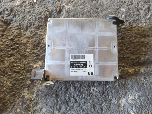 Centralita motor uce Toyota Avensis II 2.0 D-4D (116 cv)