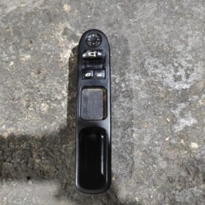 Mando elevalunas delantero izquierdo Peugeot 207 1.4 i (75 cv)