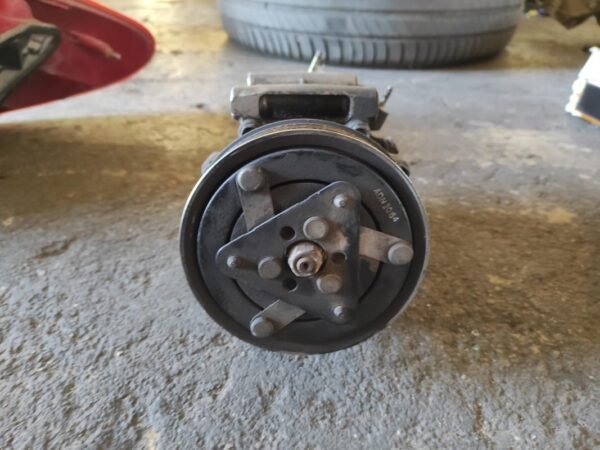 Compresor aire acondicionado Peugeot 207 1.4 i (75 cv) - Imagen 3