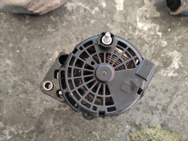 Alternador Opel Astra H 1.7 DTR (110 cv) ecoFLEX - Imagen 3