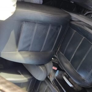 Juego asientos completo Ford Kuga I (Versión 2010) 2.0 Duratorq TDCi (163 cv) DPF PowerShift