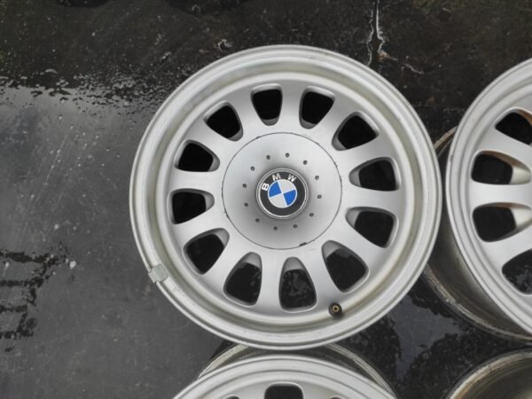 Llantas de 15 pulgadas BMW Serie 5 (E39), 7Jx15H2 IS20. - Imagen 2