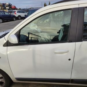 Puerta delantera izquierda Dacia Lodgy 1.2 TCe (115 cv)