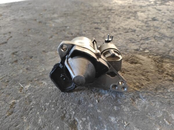 Motor de arranque Renault Megane III (version 2012) 1.2 TCe (116cv) - Imagen 2
