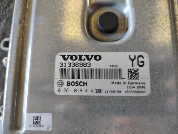Centralita motor uce Volvo XC60 I 2.0 D3 (163 cv) - Imagen 2