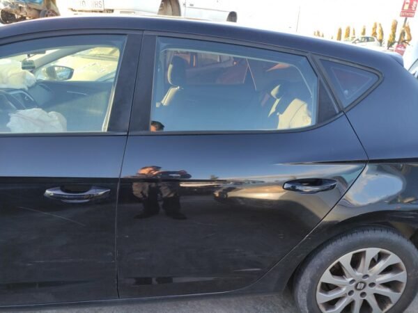Puerta trasera izquierda Seat Leon III 1.6 TDI (105 cv) start/stop