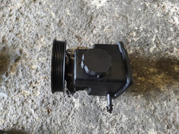 Bomba dirección Mercedes Benz Sprinter 5-t Caja/Chasis (906) 515 CDI (906,153, 906,155, 906,253, 906,255) (150 cv)