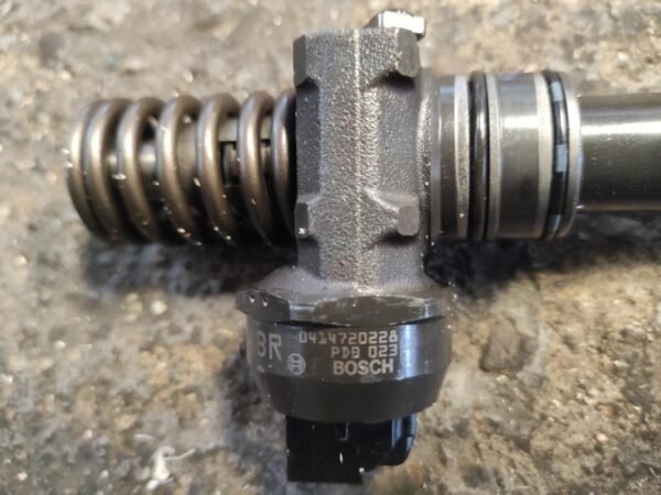 Inyector Volkswagen Touareg I (7L) 2.5 R5 TDI (174 cv) - Imagen 2