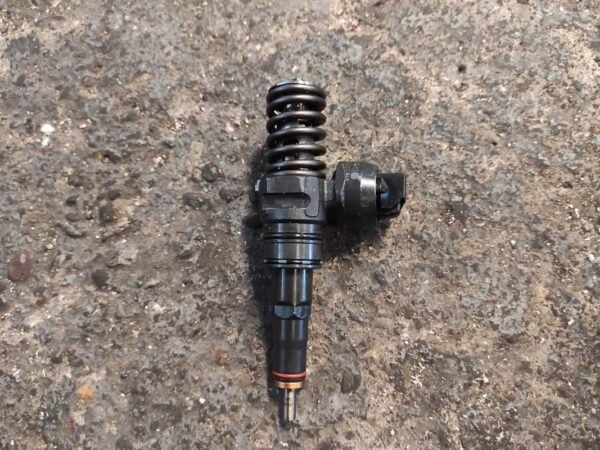 Inyector Volkswagen Touareg I (7L) 2.5 R5 TDI (174 cv)