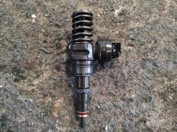 Inyector Volkswagen Touareg I (7L) 2.5 R5 TDI (174 cv)
