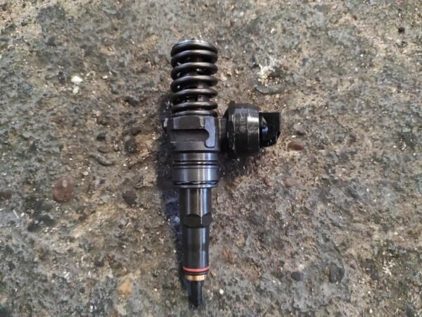 Inyector Volkswagen Touareg I (7L) 2.5 R5 TDI (174 cv)
