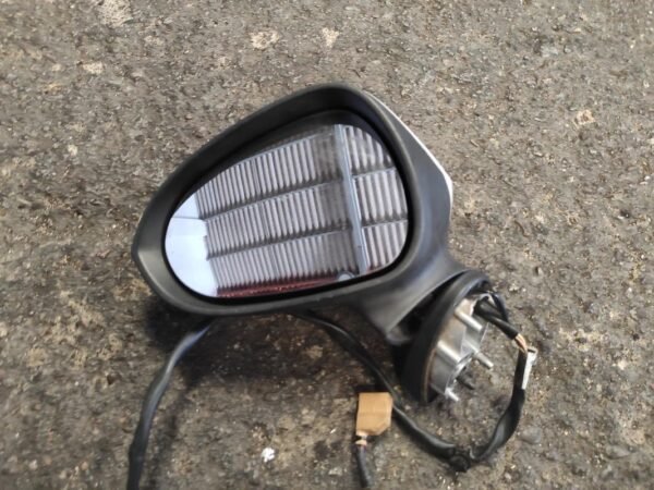 Retrovisor izquierdo Seat Exeo ST 2.0 TDI (143 cv) - Imagen 2