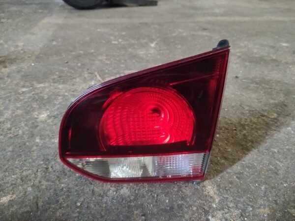 Piloto trasero derecho Volkswagen Golf VI 1.6 TDI (105cv)