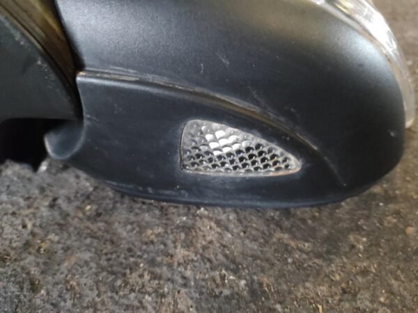 Retrovisor izquierdo Volkswagen Golf VI 1.6 TDI (105cv) - Imagen 3