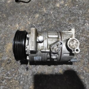 Compresor aire acondicionado Volkswagen Golf VI 1.6 TDI (105cv)
