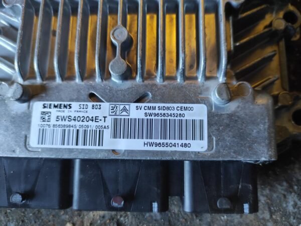 Centralita motor uce Peugeot 407 2.0 HDi (136 cv) - Imagen 2