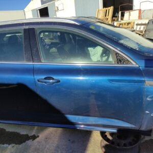 Puerta delantera derecha Renault Talisman Estate 1.7 Blue DCI (150 CV)