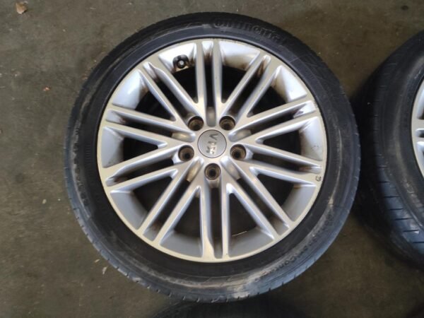 Llantas de 17 pulgadas Kia Carens IV, 7.0Jx17, con neumáticos Continental y Hankook 225/45R17 91V y91W. - Imagen 2