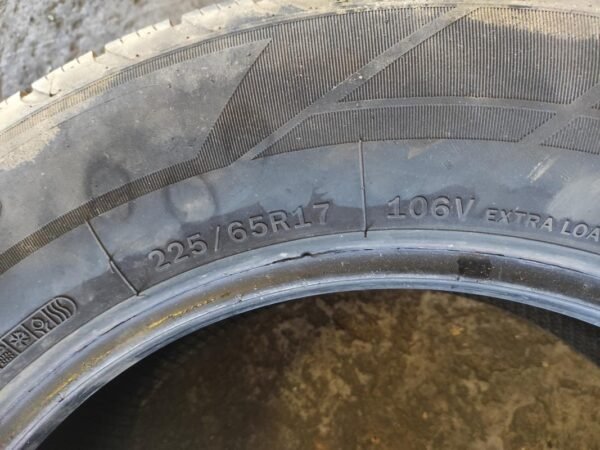 Juego de Neumáticos APlus 225/65R17, año 2023. - Imagen 2