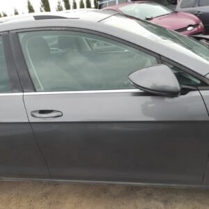 Puerta delantera derecha Volkswagen Golf VII Variant (Versión 2016) 1.5 TSI (150cv)