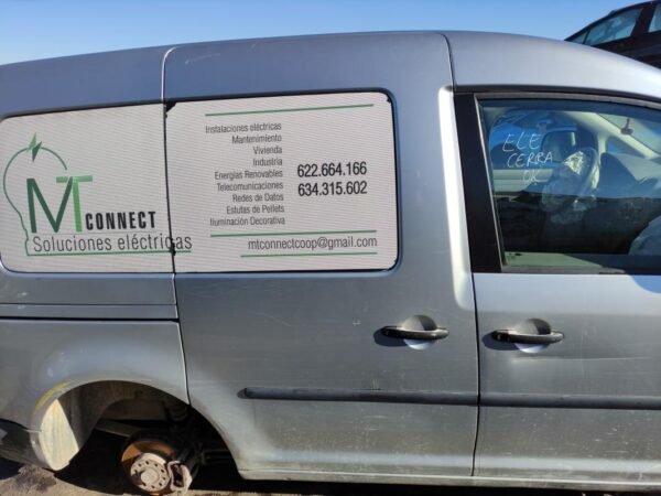 Puerta lateral corredera derecha Volkswagen Caddy (Typ 2K) 1.9 TDI (105 cv)
