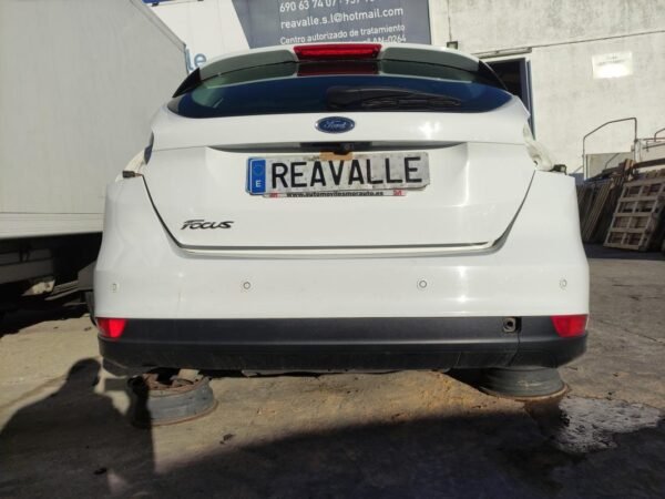 Paragolpe trasero Ford FOCUS III 1.5 TDCi (120 CV)