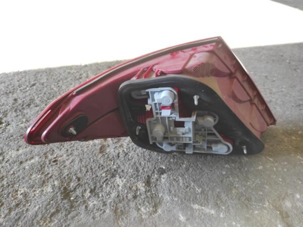 Piloto trasero derecho Mercedes Benz Clase C (W204) C 220 CDI (170 cv) - Imagen 2