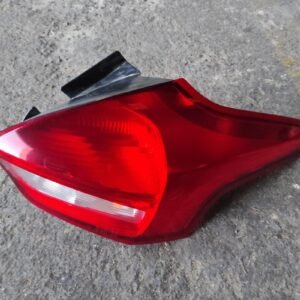 Piloto trasero derecho Ford FOCUS III 1.5 TDCi (120 CV)